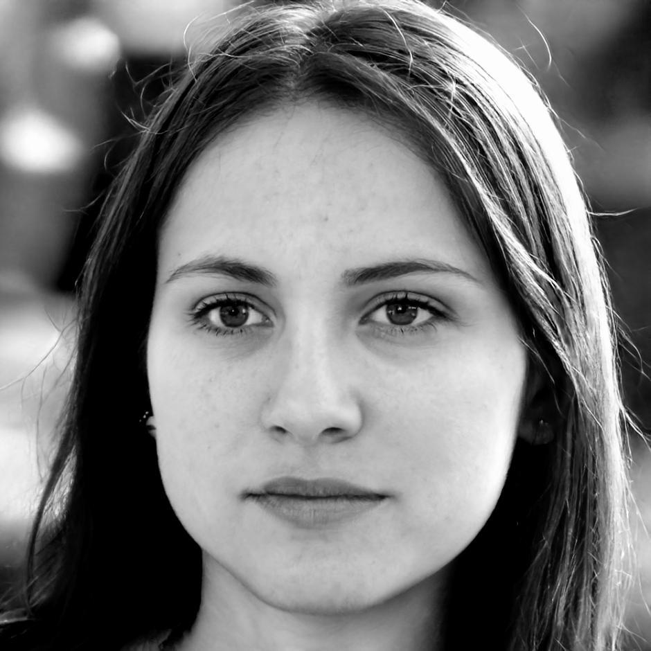 Ritratto professionale di Vittoria Monteleone